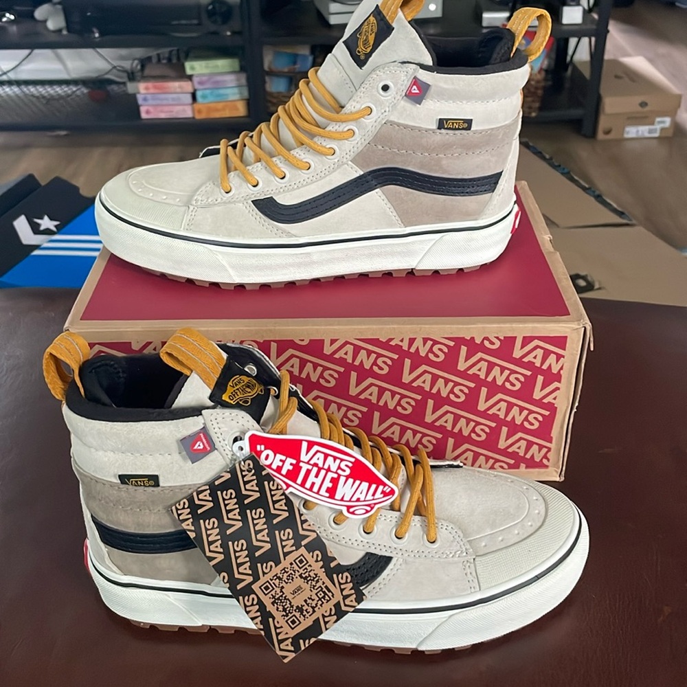 Vans Sk8-Hi Mte-2 Utility Pop White Womens 9